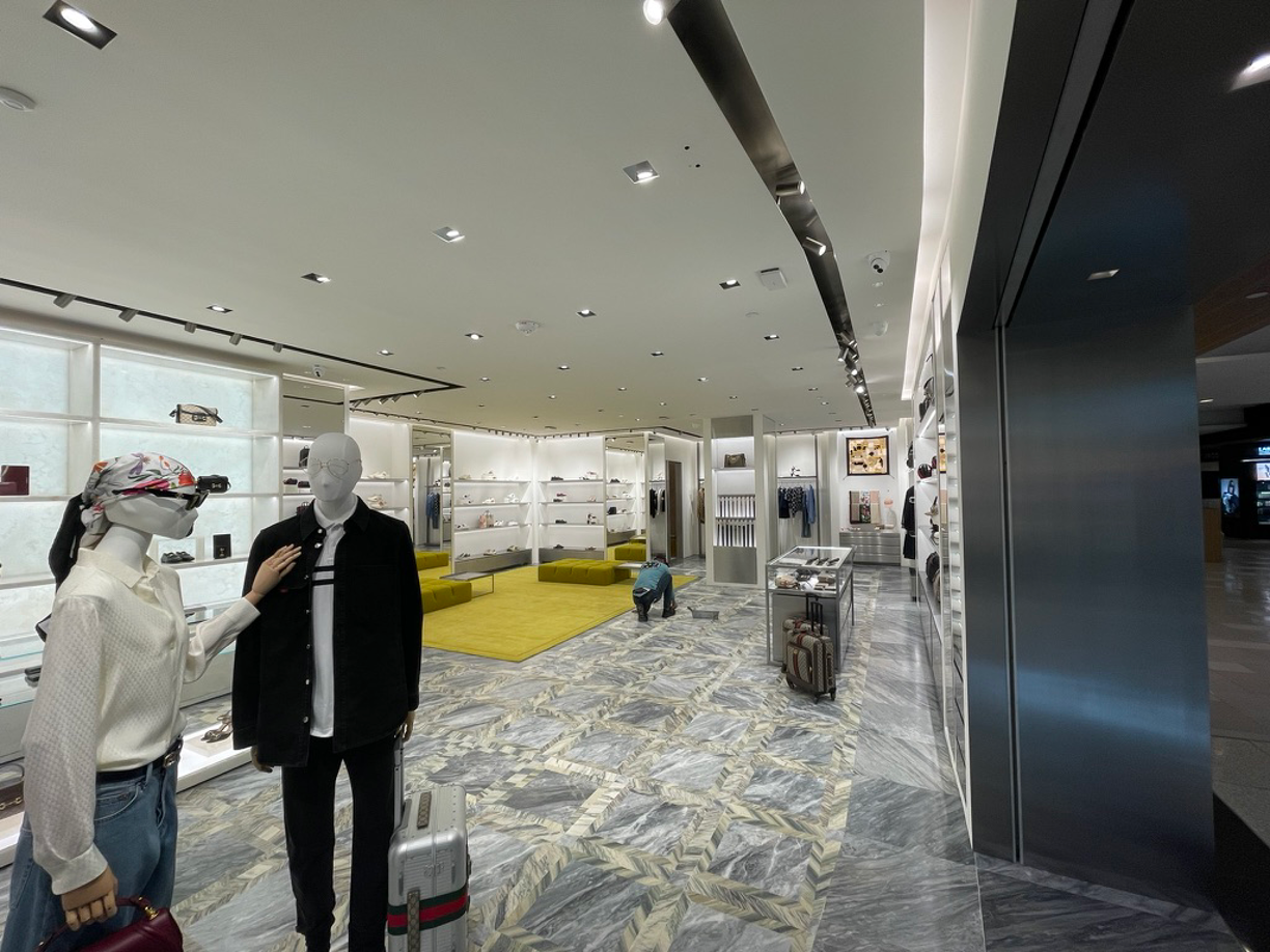 Gucci at Guam International Airport, photograph 2 of 3
