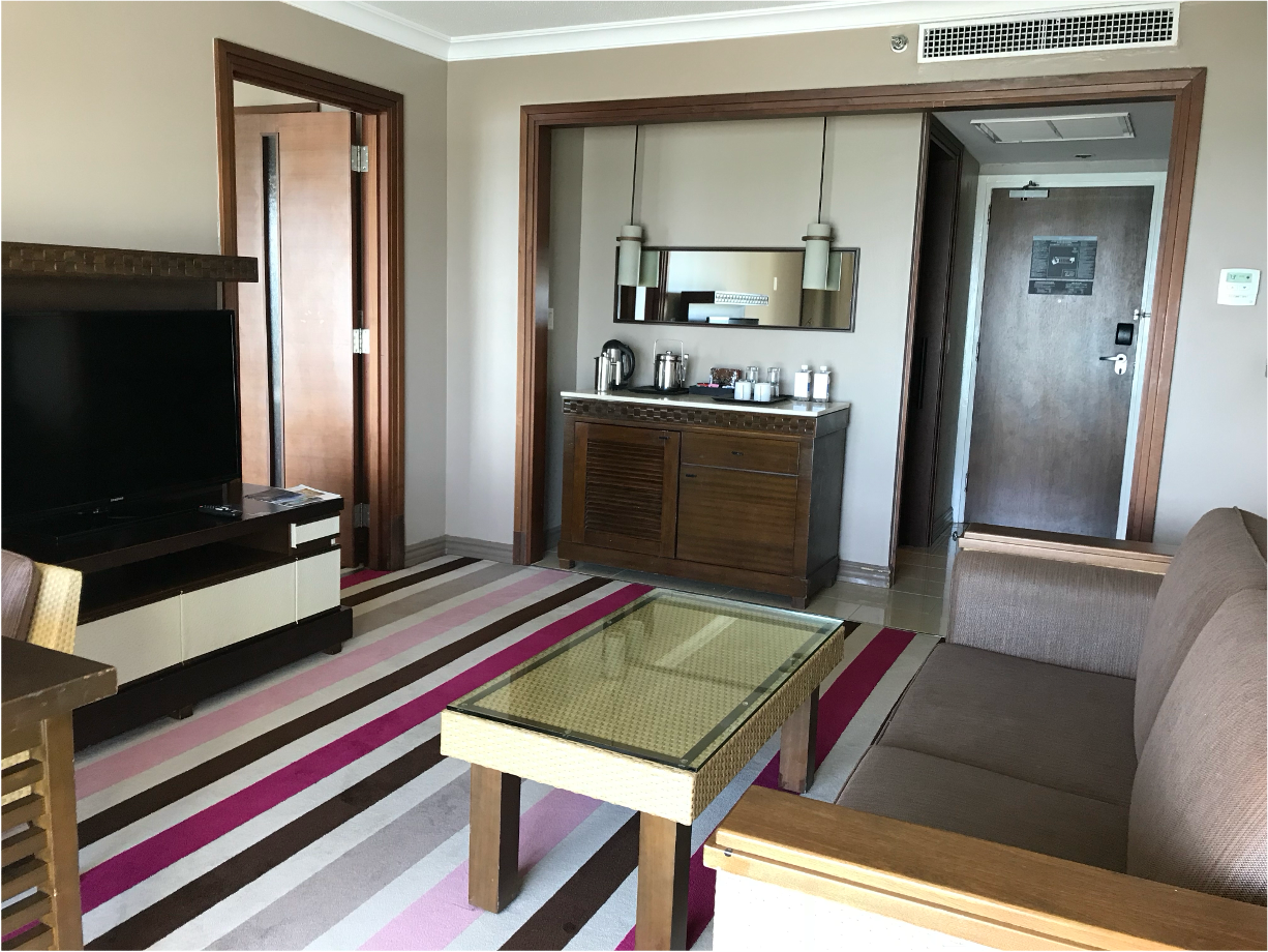 Sheraton Laguna Resort in Guam, photograph 2 of 4