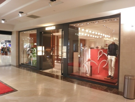 Hermès fit-out in Saipan, photograph 1 of 4