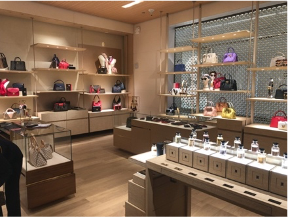 Louis Vuitton DFS renovation in Guam, photograph 3 of 4